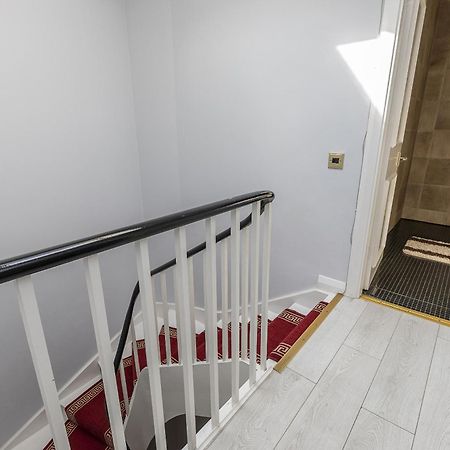 Gorgeous 4 Bedrooms Apartment Near Hyde Park And Oxford St لندن المظهر الخارجي الصورة