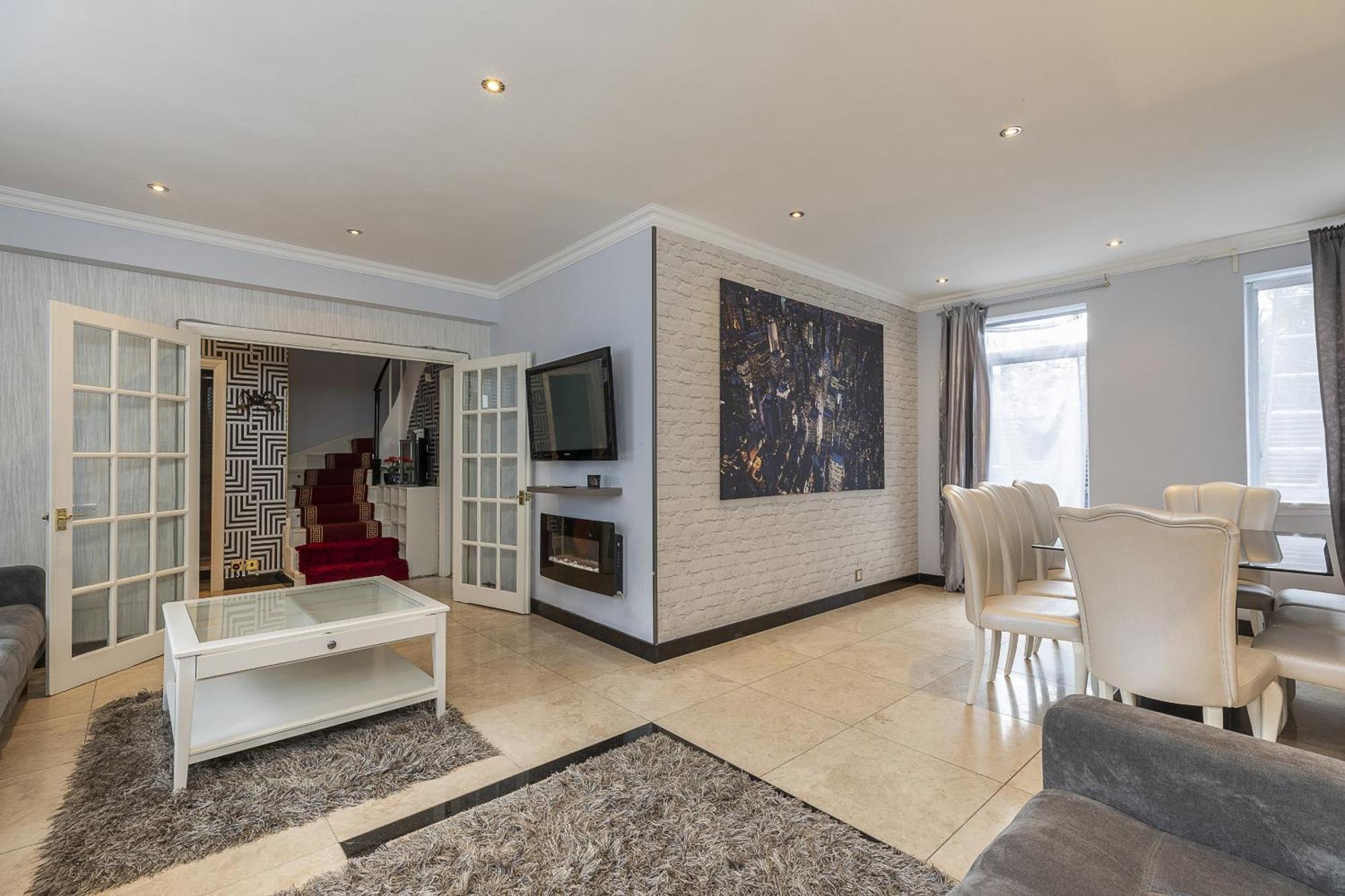 Gorgeous 4 Bedrooms Apartment Near Hyde Park And Oxford St لندن المظهر الخارجي الصورة
